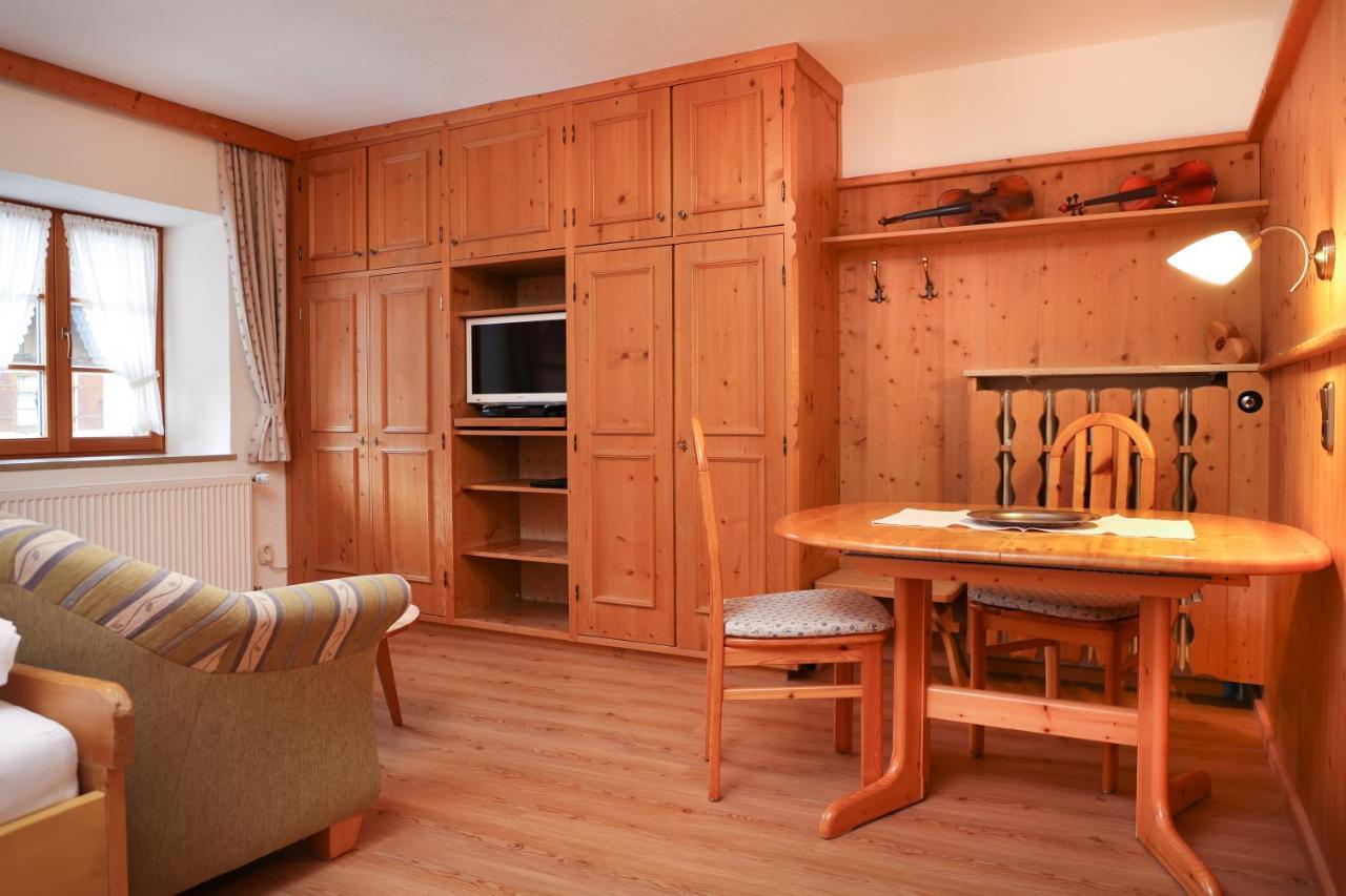 Beim Gschdoaga Apartment Mittenwald Exterior photo